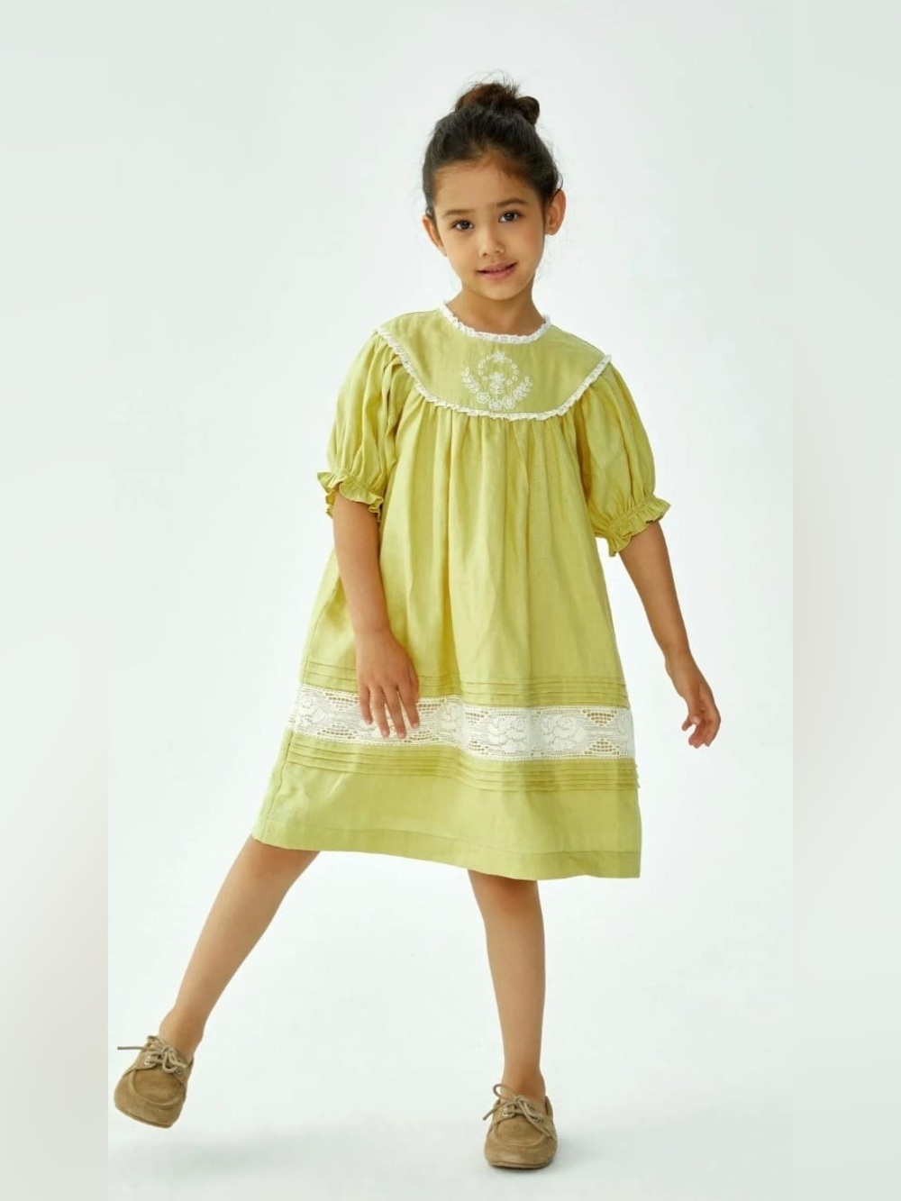 C’era Una Valta Girls' Lime Green Embroidered Cotton Dress